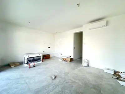 Stan s vrtom 80 m², Poreč - prizemlje novogradnje - 2