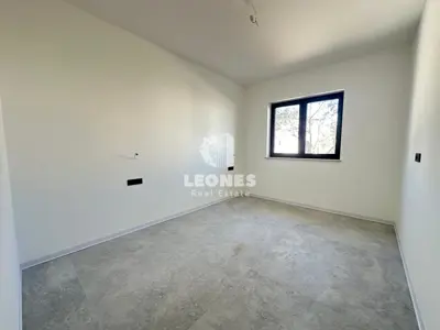 Stan s vrtom 80 m², Poreč - prizemlje novogradnje - 10