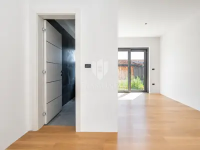 Haus zum Kauf in Rovinj, 198,2 m² - 14