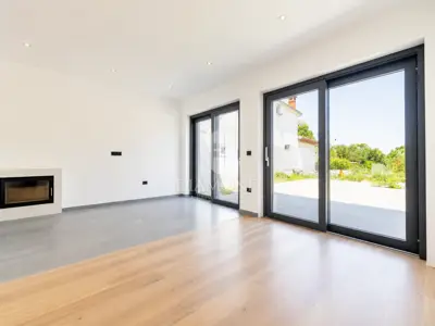 Haus zum Kauf in Rovinj, 198,2 m² - 9