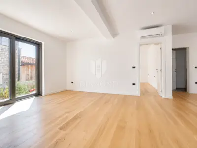 Haus zum Kauf in Rovinj, 198,2 m² - 12