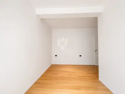 Haus zum Kauf in Rovinj, 198,2 m² - 17