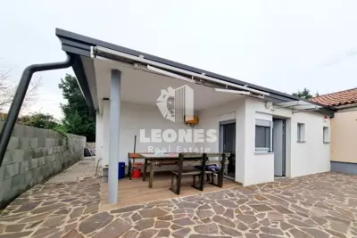 Haus 107 m², Umag - Meeresnähe und Grundstück 342 m²