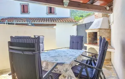 Stone house 110 m², Buzet - quiet settlement - 3