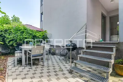 Stan 108 m², Jarun, vrt 53 m² i parkirno mjesto - 20