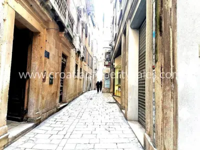 Wohnung 96 m², Split - Diokletianspalast, attraktive Lage