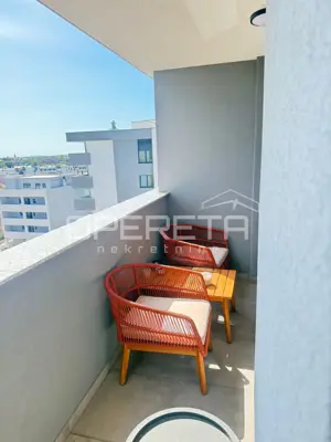 Stan 52 m², Sveta Klara - 3 sobe, lođa i lift - 9