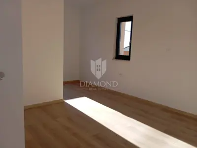 Kuća 155 m² u Svetvinčentu, bazen i okućnica - 7