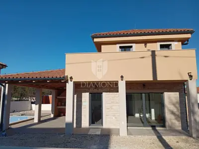 Kuća 155 m² u Svetvinčentu, bazen i okućnica - 17