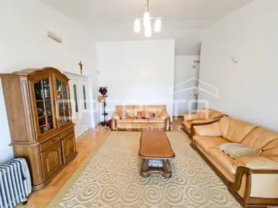 Kuća 835 m², Zablaće kraj Šibenika, 2. red od mora - 6