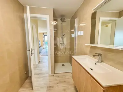 Stan 49 m², Lovrečica, 2 spavaće sobe i balkon - 9