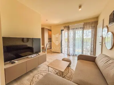 Stan 49 m², Lovrečica, 2 spavaće sobe i balkon - 10