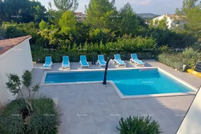 Haus 140 m², Ližnjan - Pool und Meerblick - 2