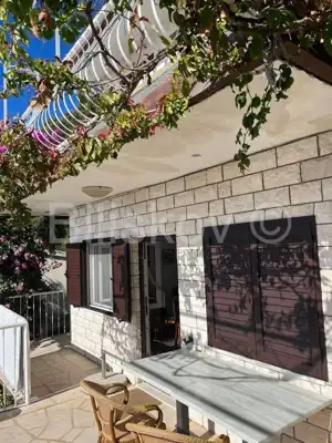 Omiš, Haus zum Verkauf 50 m vom Meer, Panoramablick - 5