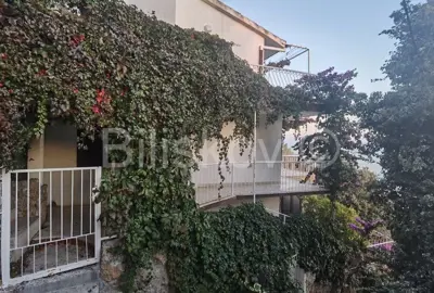 Omiš, house for sale 50 m from the sea, panoramic sea view - 2