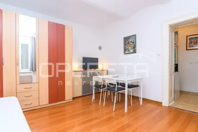Stan 25 m², Jurišićeva, Gornji Grad - Medveščak, namješten - 8