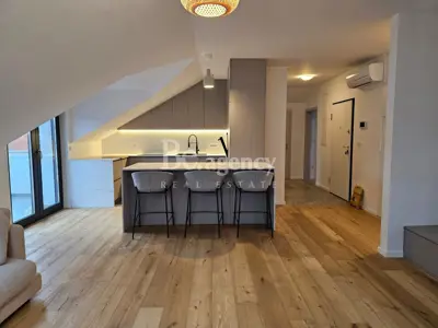 Apartment 103.6 m², Samobor Centar - 3 bedrooms, 2 bathrooms