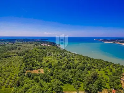 Beautiful plot with panoramic sea views - 7