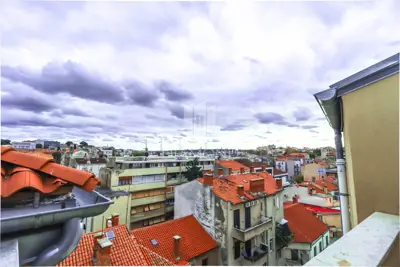 Wohnung 122 m², Pula Centar - Dachgeschoss eines alten österreichisch-ungarischen Hauses - 8