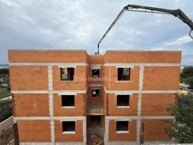 Apartman 76 m², Sukošan - 2 spavaće sobe i vrt - 10