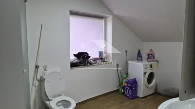 Kuća 222 m², Ciglenica Zagorska - dvije stambene jedinice - 7