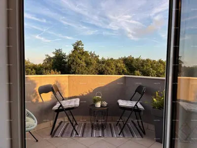 Wohnung 87 m², Ližnjan, Meerblick und Balkon