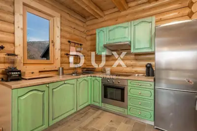 Haus 251 m², Brod na Kupi - Berghaus mit Jacuzzi - 7