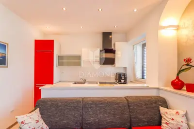 Apartment 55 m², Rovinj center - first row to the sea - 7
