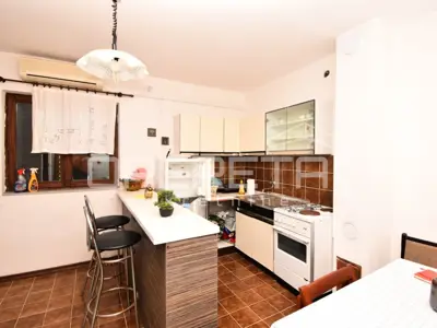 Haus 226 m², Kaprije - 100 m zum Meer und Garten - 2