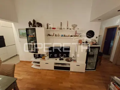 Kuća 332 m², Kaštel Sućurac - blizina sadržaja - 5
