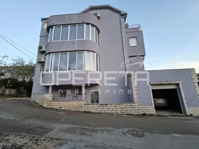 Kuća 332 m², Kaštel Sućurac - blizina sadržaja - 10