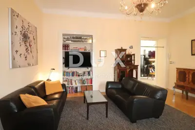 RIJEKA, CENTAR - Elegant 2 rooms + living room apartment, completely renovated
