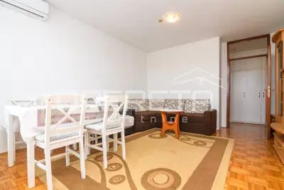 Stan 40,93 m², Velika Gorica - 1. kat, odvojena spavaonica - 8
