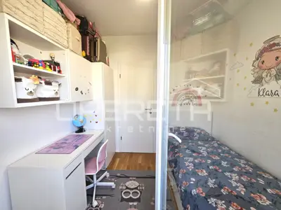 Wohnung 77 m², Podstrana - 4 Zimmer, Loggia und Parkplatz - 19
