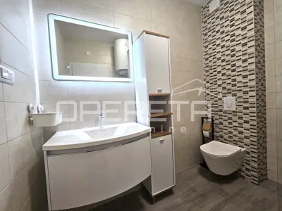 Wohnung 77 m², Podstrana - 4 Zimmer, Loggia und Parkplatz - 13