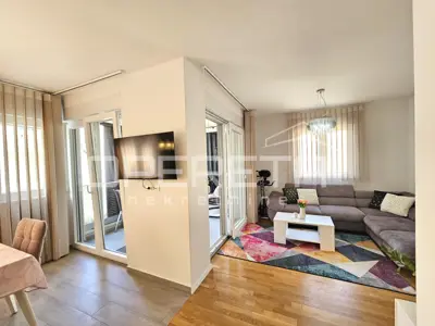 Wohnung 77 m², Podstrana - 4 Zimmer, Loggia und Parkplatz - 3