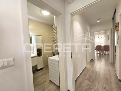 Wohnung 77 m², Podstrana - 4 Zimmer, Loggia und Parkplatz - 12