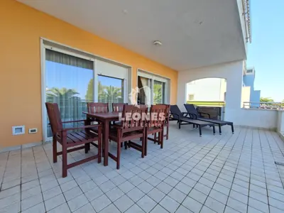 Stan 116 m², Savudrija, pogled na more i terasa - 3