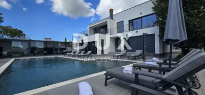 ISTRA, LOBORIKA - Moderne Villa mit Pool