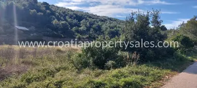 Land, Otok Vis, 13 305 m², 199 600 € - 2