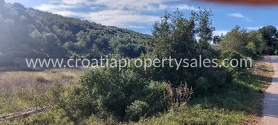 Land, Otok Vis, 13 305 m², 199 600 € - 6