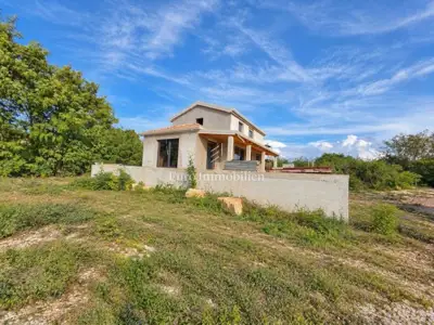 House for sale in Tinjan, 156 m² - 2