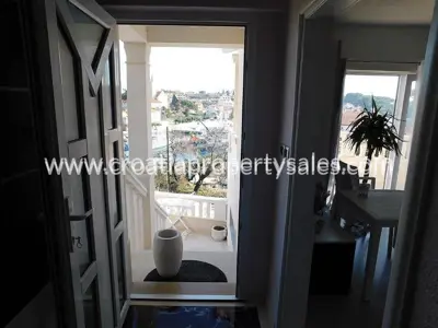 House, Brač, 240 m², 550 000 € - 4
