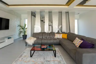 Vila 330 m², Medulin - bazen i pogled na more - 20