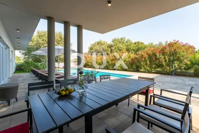 Vila 330 m², Medulin - bazen i pogled na more - 8