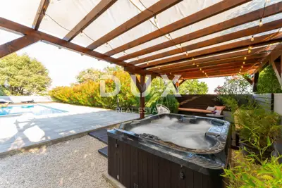 Vila 330 m², Medulin - bazen i pogled na more - 11
