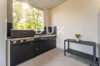 Vila 330 m², Medulin - bazen i pogled na more - 15