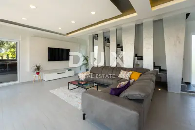 Vila 330 m², Medulin - bazen i pogled na more - 21