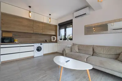 Apartment 55.6 m², Murter - 2 bedrooms, terrace - 3