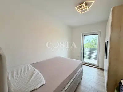Prizemnica 150 m², Donja Jagodnja - bazen i garaža - 12
